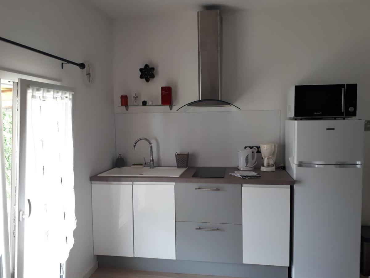 Gite Amanala Poitou Saint-Genest-d'Ambiere ภายนอก รูปภาพ